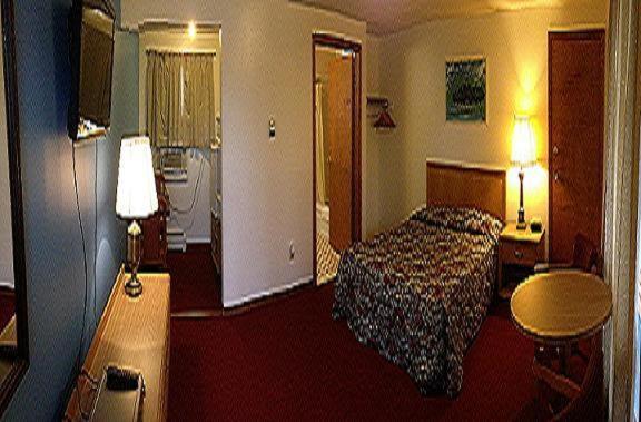 Chateau Motor Lodge Grand Island Bagian luar foto