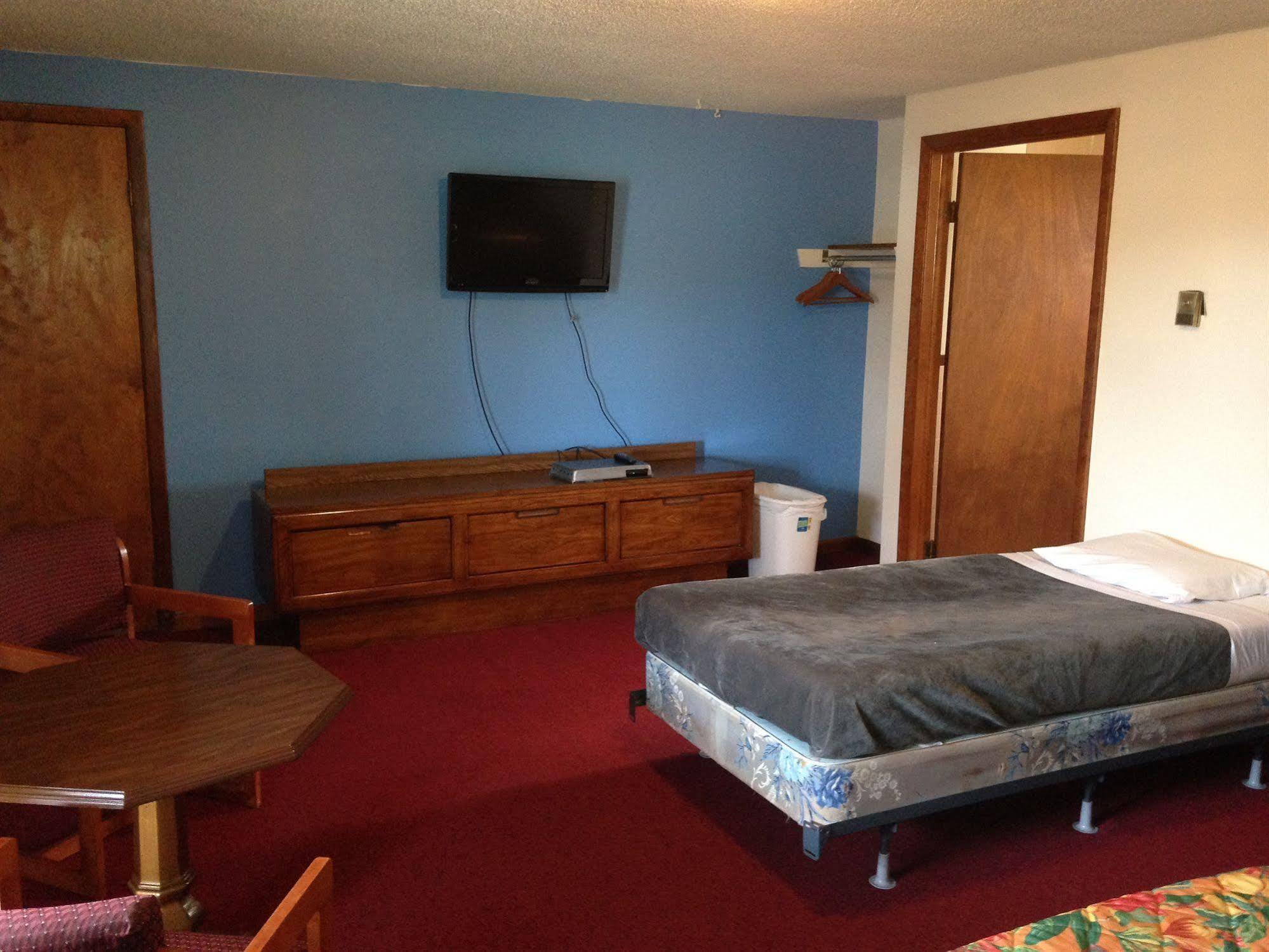Chateau Motor Lodge Grand Island Bagian luar foto